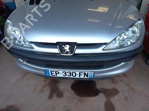 Grill PEUGEOT 206 Hatchback (2A/C) 1.4 HDi eco 70 (68 hp) 26577527