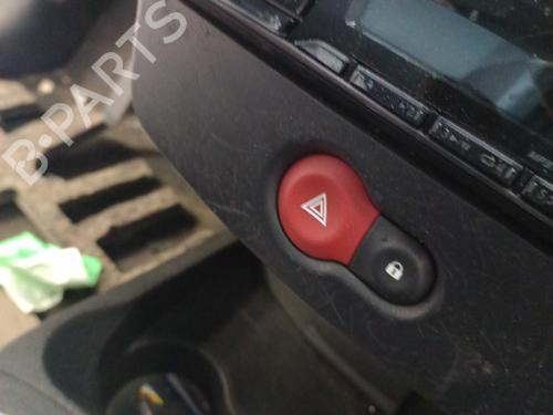 Used Warning switch RENAULT CLIO III (BR0/1, CR0/1) 1.5 dCi (BR17, CR17) (86 hp) 27608691
