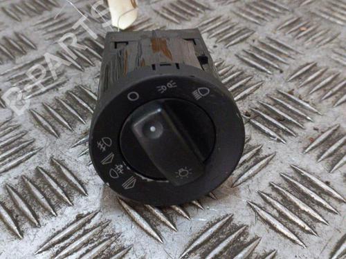 Hovedlysbryter AUDI A4 B6 (8E2) 1.9 TDI (130 hp) 21980023