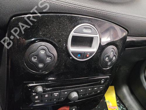 Used Climate control RENAULT CLIO III (BR0/1, CR0/1) 1.5 dCi (BR0H, CR0H, CR1S, BR1S) (106 hp) 21811796
