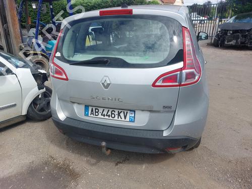 Right front fog light RENAULT SCÉNIC III (JZ0/1_) 1.5 dCi | BP27746078C31 