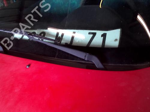 Used Front windshield wiper arm PEUGEOT 106 II (1A_, 1C_) 1.1 i (60 hp) 19894849