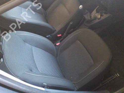 Used Right front seat DACIA SANDERO II 1.5 Blue dCi 95 (B8JL) (95 hp) 21776977