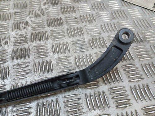 Used Front windshield wiper arm RENAULT CLIO IV (BH_) [2012-2021]  19883270