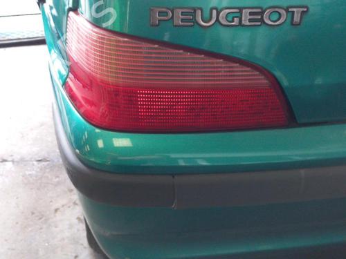 Used Left taillight PEUGEOT 106 II (1A_, 1C_) 1.1 i (60 hp) 19896814