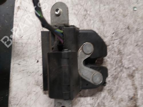 Used Tailgate lock OPEL CORSA D (S07) 1.3 CDTI (L08, L68) (75 hp) 21169860