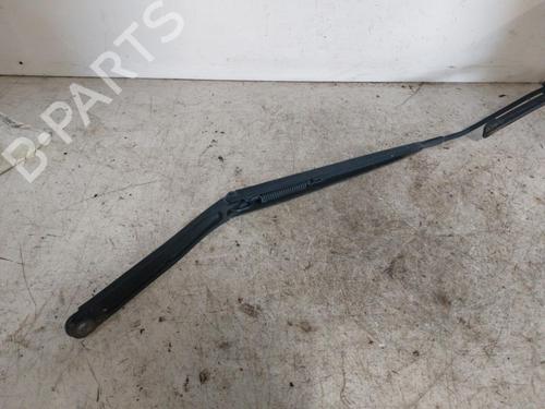 Used Front windshield wiper arm RENAULT CLIO IV (BH_) 1.5 dCi 90 (90 hp) 19887647