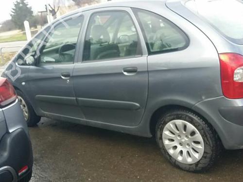 Right headlight CITROËN XSARA PICASSO (N68) 2.0 HDi | BP19883608C29 