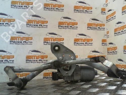 Used Front wiper motor RENAULT TWINGO II (CN0_) 1.2 16V (CN04, CN0B) (75 hp) 19899406