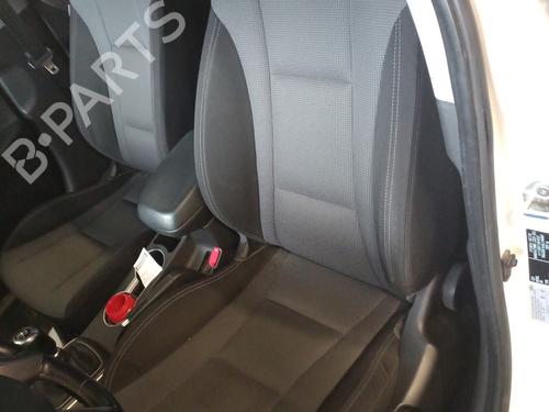 Banco frente esquerdo HYUNDAI i30 (GD) 1.6 CRDi (128 hp) 25338306