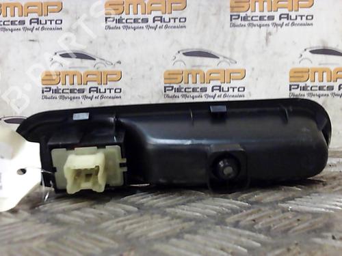Left front window switch RENAULT TWINGO III (BCM_, BCA_) 1.0 SCe 70 | BP19884308I27 