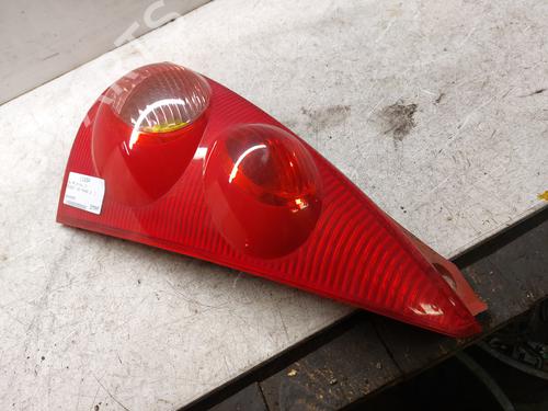 Right taillight PEUGEOT 107 (PM_, PN_) 1.0 | BP19879149C35 