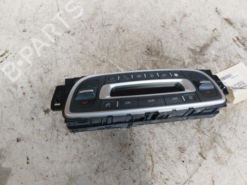 Climate control RENAULT MEGANE III Grandtour (KZ0/1) 1.9 dCi (KZ0J, KZ0N, KZ1S) | BP21983714I5