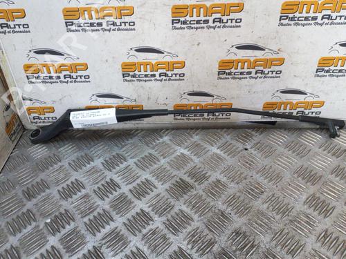 Used Front windshield wiper arm PEUGEOT 207 (WA_, WC_) 1.6 HDi (90 hp) 19898447