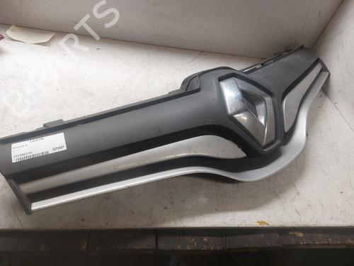 Used Grille RENAULT KANGOO Express (FW0/1_) 1.5 dCi 90 (FW0G, FW05, FW08, FW11) (90 hp) 27269878