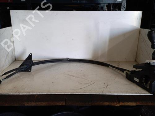 Used Gear lever RENAULT TWINGO III (BCM_, BCA_) 1.0 SCe 65 (BCMJ) (65 hp) 21981332