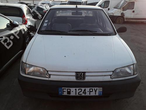 Right headlight PEUGEOT 306 (7B, N3, N5) 1.9 SLD | BP19893092C29 