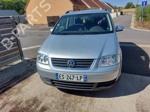 Right headlight VW TOURAN (1T1, 1T2) 1.9 TDI | BP19882004C29 
