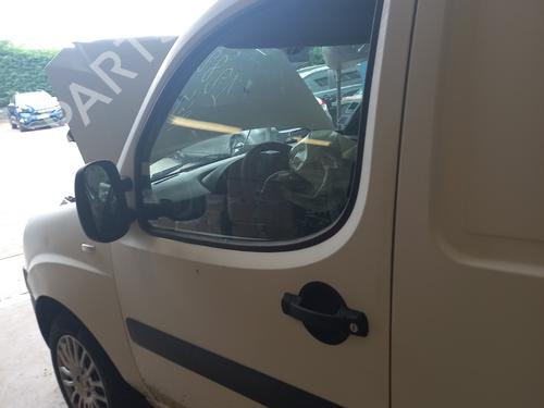 Used Left front door FIAT DOBLO Box Body/MPV (223_) 1.3 D Multijet (75 hp) 27891323