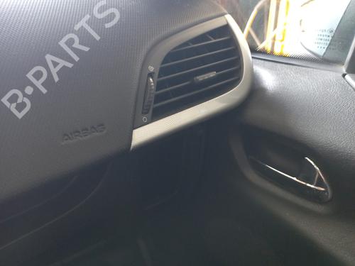 Used Air vent PEUGEOT 207 (WA_, WC_) 1.4 (73 hp) 28316005