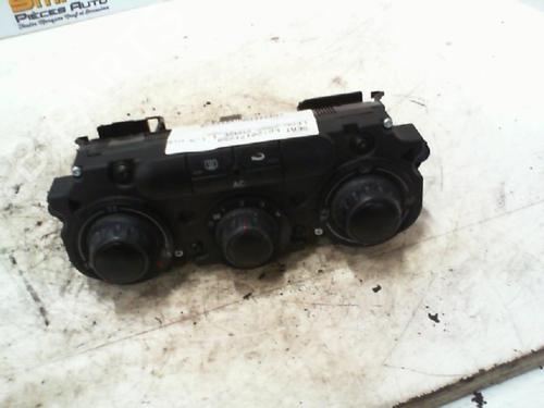 Climate control SEAT LEON (1P1) 1.9 TDI | BP21975149I5 - Image 2
