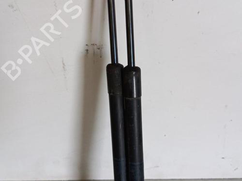 Used Tailgate lift support BMW 1 (E87) 130 i (265 hp) 19890598