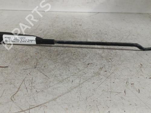 Used Front windshield wiper arm RENAULT CLIO I (B/C57_, 5/357_) 1.2 (5/357Y, 5/357K) (58 hp) 19893117