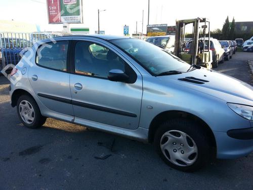 Pompe à carburant PEUGEOT 206 Hatchback (2A/C) 1.4 HDi eco 70 | BP21975249M76 