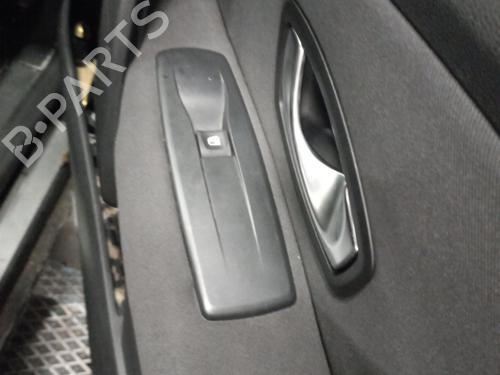 Used Right front window switch Right front window switch RENAULT MEGANE III Hatchback (BZ0/1_, B3_) 1.5 dCi (BZ09, BZ0D, BZ1W, BZ29, BZ14) (110 hp) 32471984 32471984