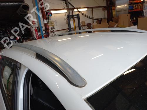 Roof bar RENAULT CLIO IV Grandtour (KH_) 0.9 TCe 90 8201321621