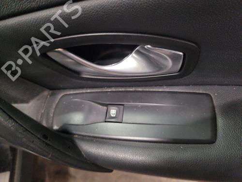 Used Right front window switch RENAULT LAGUNA III (BT0/1) 2.0 dCi (BT07, BT0J, BT14, BT1A, BT1S) (131 hp) 22359820