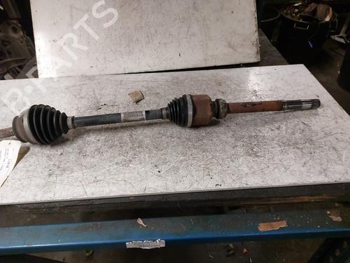 Used Right front driveshaft PEUGEOT 208 I (CA_, CC_) 1.5 BlueHDI 100 (102 hp) 21169174