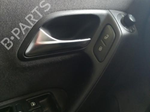 Used Front left interior door handle VW POLO V (6R1, 6C1) 1.6 TDI (90 hp) 26577824