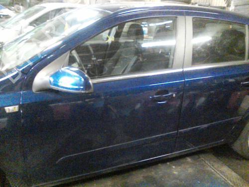 Used Left front door OPEL ASTRA H (A04) [2004-2014]  19884562