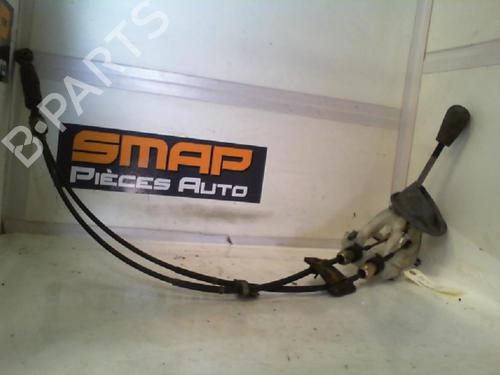 Used Gear lever TOYOTA YARIS (_P1_) 1.0 (SCP10_, SCP10R) (68 hp) 19892158