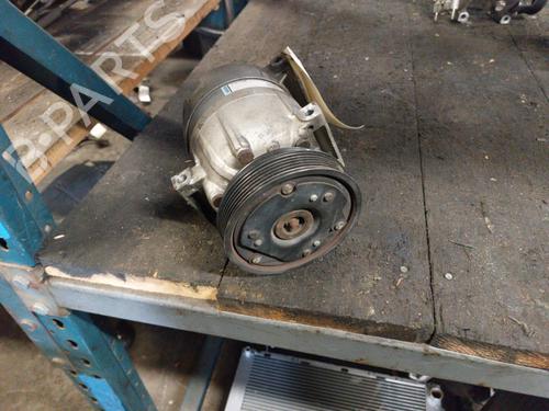 Compressor A/A RENAULT SCÉNIC I MPV (JA0/1_, FA0_) [1999-2010]  19888984