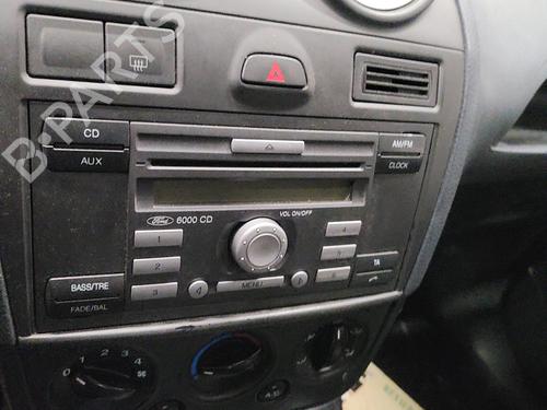 Bilradio FORD FIESTA V (JH_, JD_) 1.4 TDCi (68 hp) 23776650