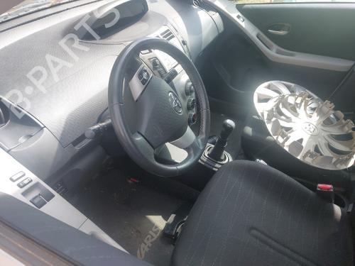 Bilradio TOYOTA YARIS (_P9_) 1.3 VVT-i (SCP90_, SCP90R) | BP20318984E6 