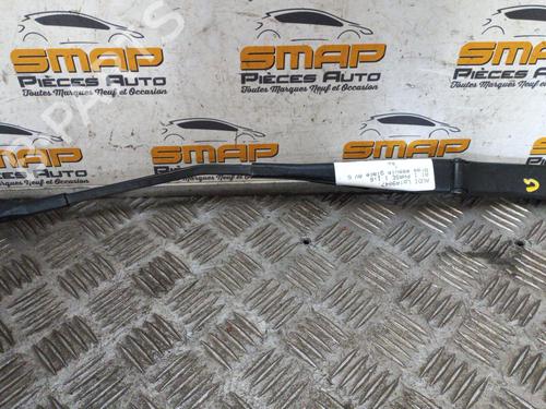 Used Front windshield wiper arm AUDI A1 (8X1, 8XK) 1.6 TDI (105 hp) 19882907