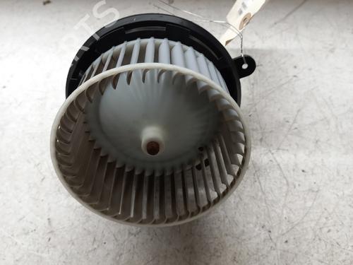 Heater blower motor RENAULT TWINGO III (BCM_, BCA_) 1.0 SCe 75 | BP21991943M62 