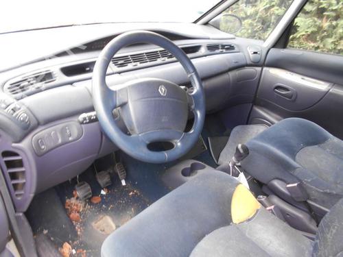 Right headlight RENAULT ESPACE III (JE0_)  | BP19882086C29 