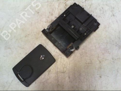Card reader RENAULT MEGANE III Coupe (DZ0/1_) 2.0 dCi (DZ0L) | BP19899511E4 