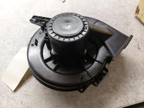 Heater blower motor VW POLO V (6R1, 6C1) 1.6 TDI | BP21994887M62 