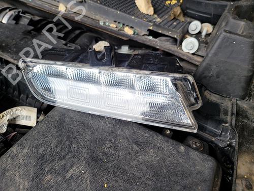 Tagfahrlicht links für RENAULT MEGANE IV Hatchback (B9A/M/N_) 1.3 TCe 140 (B9NB) (140 hp) 21996979