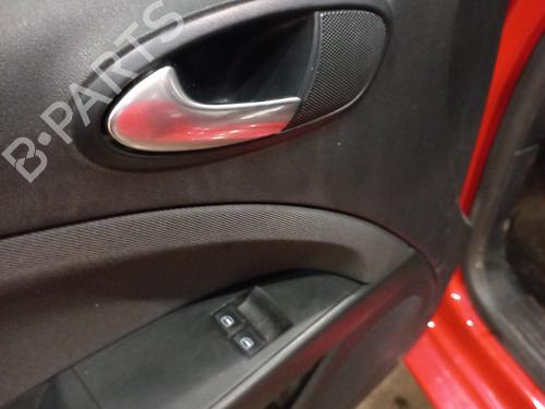 Used Front left interior door handle SEAT LEON (1P1) 1.6 TDI (105 hp) 23777474