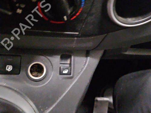 Used Right front window switch Right front window switch CITROËN BERLINGO Box Body/MPV (B9) 1.6 HDi / BlueHDi 75 (75 hp) 32477476 32477476