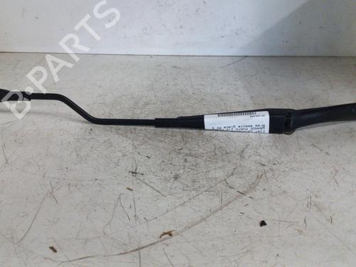 Used Front windshield wiper arm FIAT GRANDE PUNTO (199_) [2005-2025]  19893434