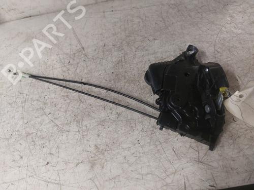 Used Front left lock TOYOTA YARIS (_P9_) 1.3 VVT-i (SCP90_, SCP90R) (87 hp) 19878867