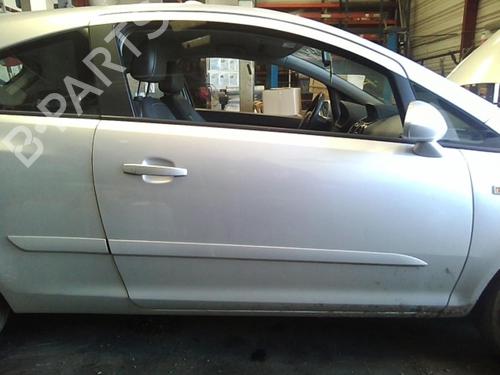 Used Right front door OPEL CORSA D (S07) 1.3 CDTI (L08, L68) (90 hp) 19882034