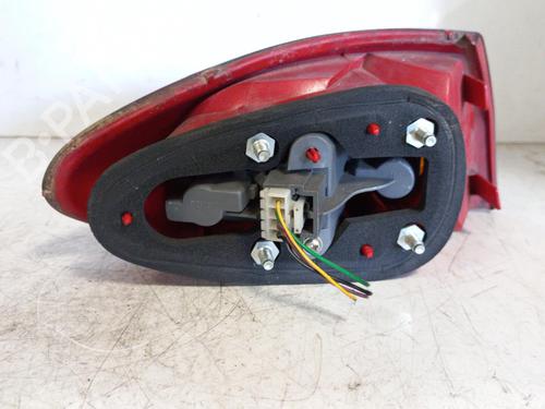 Right taillight ALFA ROMEO 147 (937_) 1.6 16V T.SPARK (937.AXA1A, 937.AXB1A, 937.BXB1A) | BP19889328C35 